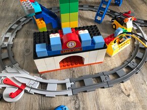 lego duplo mix s kolejema a vlackem - 10