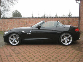 BMW Z4 sDRIVE 2.3i 150 KW 2.MAJ, SERVISKA, MANUÁL - 10