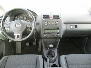 Volkswagen Touran TDi 77kW TAŽNÉ ZAŘ. 159 TKM L+Z pneu - 10