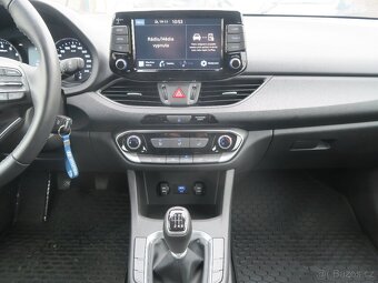 Hyundai i30 23 WG 1,5I MT COMFORT 16 NOVÝ VŮZ V ZÁRUCE CZ - 10