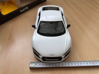 Audi R8 RC model 1:14 od Rastar - 10