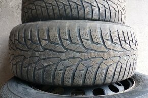 4ks plechových disků Octavia 3+zimní Nokian 205/55R16 - 10