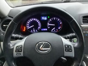 Prodám lexus is 200 d - 10