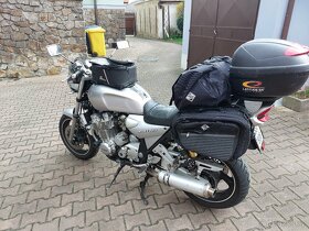 YAMAHA XJR 1300 - 10