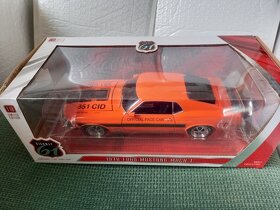 Prodám Ford Mustang Mach 1 - červený, 1:18 - Highway61 -nový - 10