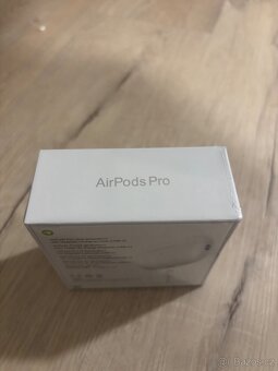 Apple AirPods PRO 2 - 10