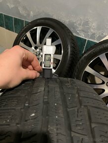 Alu kola Škoda R17 5X112 ZIMNÍ PNEU 225/50 R17 NOKIAN - 10