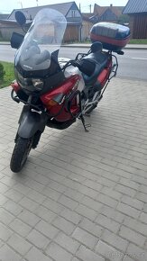 Prodám Honda varadero Xl 1000 rok 2000 - 10