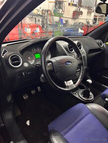 Ford Fiesta ST150 - 10