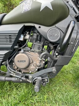 UM Renegade Commando 125 - 10