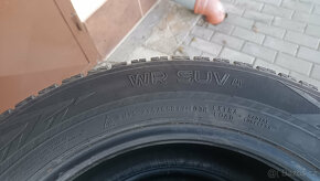 Zimní pneu  Nokian  215/65R17 - 10