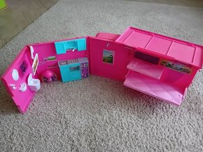 barbie karavan - 10