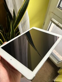 iPad Air 1.generace | 32GB | Wi-fi | z r. 2013 | A1474 - 10