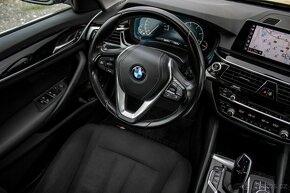 BMW Rad 5 Touring - 520d A/T - 10