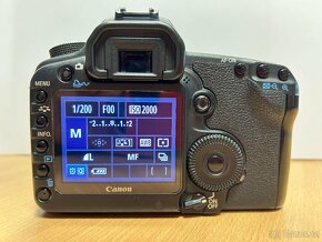 Canon EOS 5D Mark II + CANON BG-E6 Battery Grip  - 10