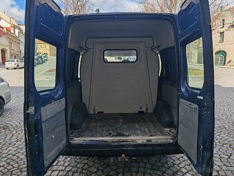 Ford Transit 6 míst - 10