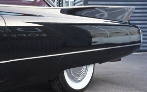 1960 Cadillac Coupe Deville - 10