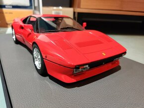 Ferrari 288 GTO 1984 Rosso 1:12 Top Marques Collectibles - 10