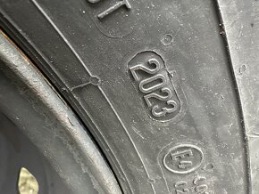 225/75 R16C sada - 10