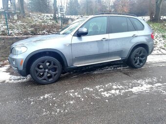 BMW X5 E70 261kw 4.8i 7 míst + tažné zařízení - 10