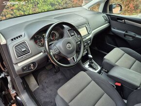 Sharan 2.0TDI103kW DSG 7.míst,webasto,kamera,tažné,panorma - 10