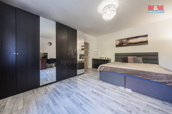 Prodej rodinného domu, 205 m², Slaný - 10