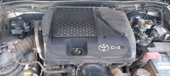 Toyota Hilux 2,5 - 10