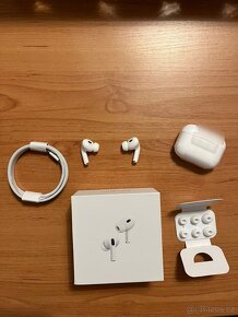 Apple Airpods Pro 2 - 10