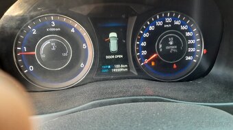 Hyundai i40 kombi 1,7 CRDi - 10