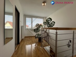 Prodej rodinného domu 280 m2, pozemek 365 m2 - 10