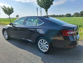 Škoda Superb 2.0TDi 110kW 1.maj ČR Cebia Servisní kniha - 10