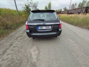 Subaru legacy combi,4 x 4,2.0 i benzin,110 kw,rv 2008,ČR - 10