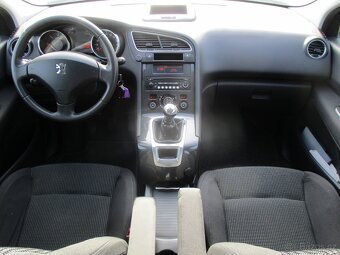 PEUGEOT 5008 2.0HDI 110kw  10/2011 - 10