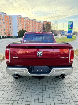 DODGE RAM Laramie 5.7 HEMI—2018—LONG—KŮŽE—TAŽNÉ 3.5t - 10