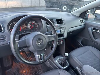 Vw Polo 1.4i 63kw/ TEAM/plná serviska/ zimní + letní kola - 10