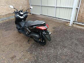 yamaha xmax 125i černý 2  cz doklady v ceně - 10