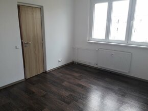 Byt 2+1 54m² Lodžie , Chodov okr. Sokolov - 10