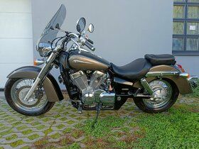 Honda vt 750 shadow - 10