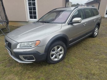 Volvo XC70 - 10