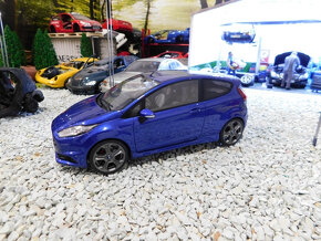 model auta Ford Fiesta ST Mk7 /Ford Puma Otto mobile 1:18 - 10