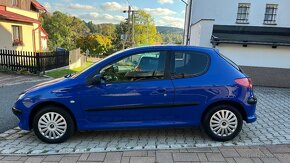 Peugeot 206 1.1i 44kW KLIMA, TAŽNÉ - 10