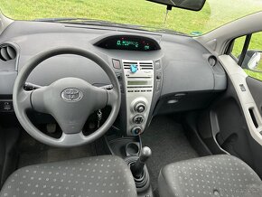 Prodám Toyota Yaris 1.3i 64 kw - 10