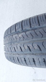 Volkswagen Transporter T5 – Pneumatika 205/65R16C - 10