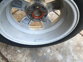 Prodám 4x alu 6,5Jx15H2 se zimními pneu 195/55R15 - 10