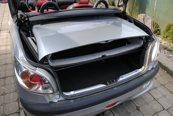 Peugeot 206 CC 2.0 100kW - kabriolet s elektrickou střechou - 10