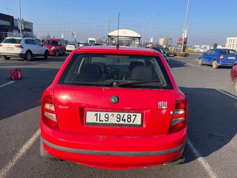 Škoda Fabia 1.4 MPi 50 kW, rok 2002. Zimní pneu - 10