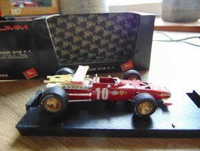 Ferrari 1:43p - 10