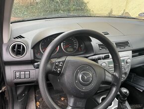 Mazda 2 1.2 benzin, rok 2006,  Klima… najeto 199 xxx km - 10