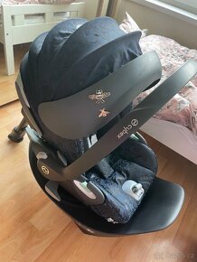 Autosedacka Cybex broucci s isofix otocnou zakladnou - 10