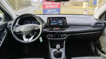 Hyundai i30 1.6 CRDI  ODPOČET DPH - 10